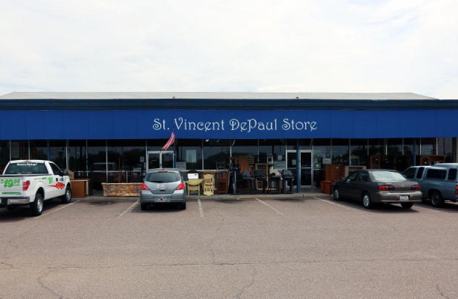 Outside view of Sunnyslope Thrift Store location