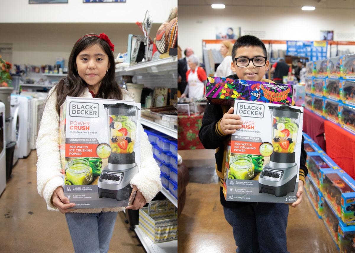 Michelle (at left) and Dariam both picked out brand new Black & Decker blenders for their moms.