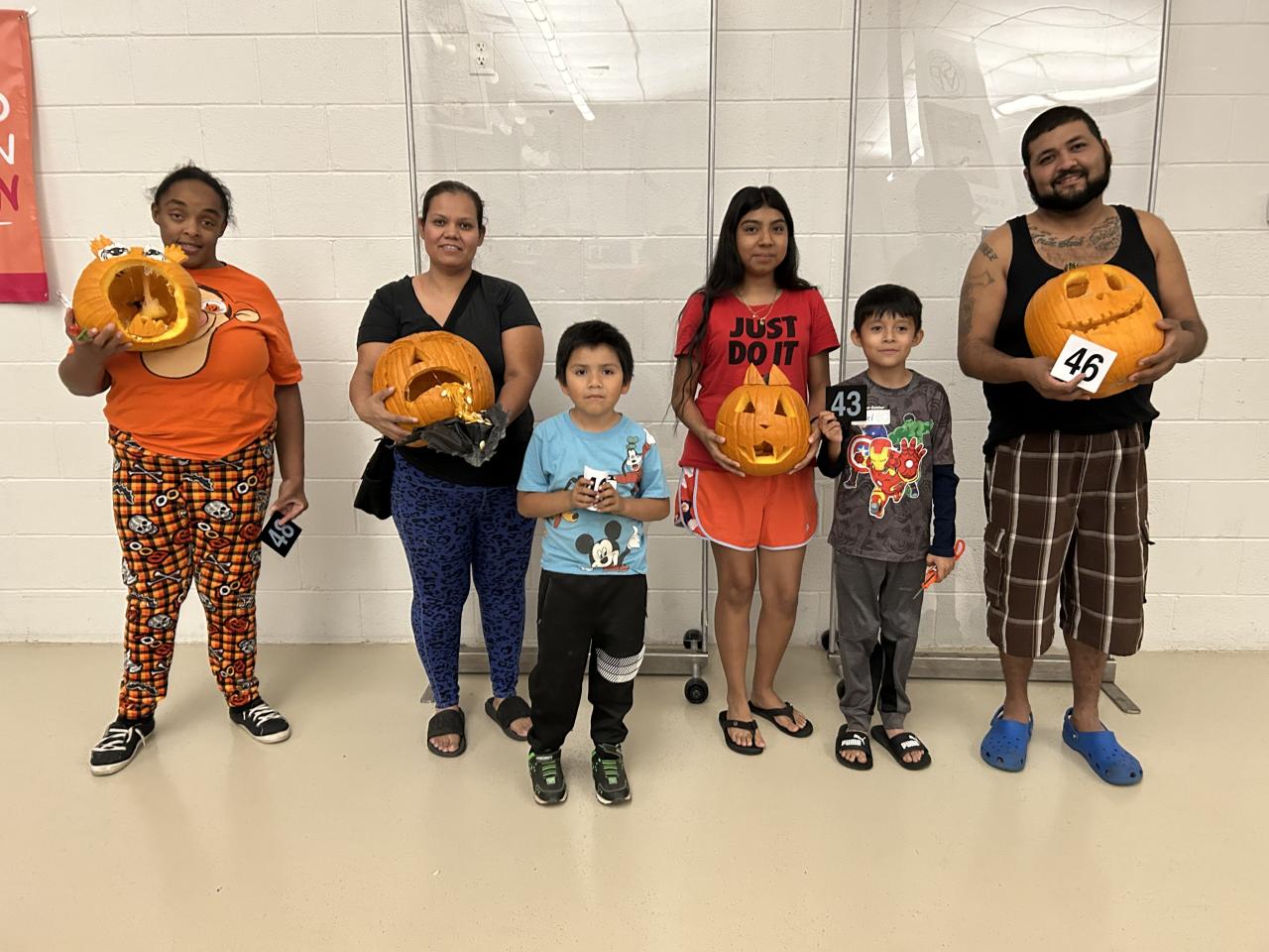 Family dining room winners of pumpkin carving contest