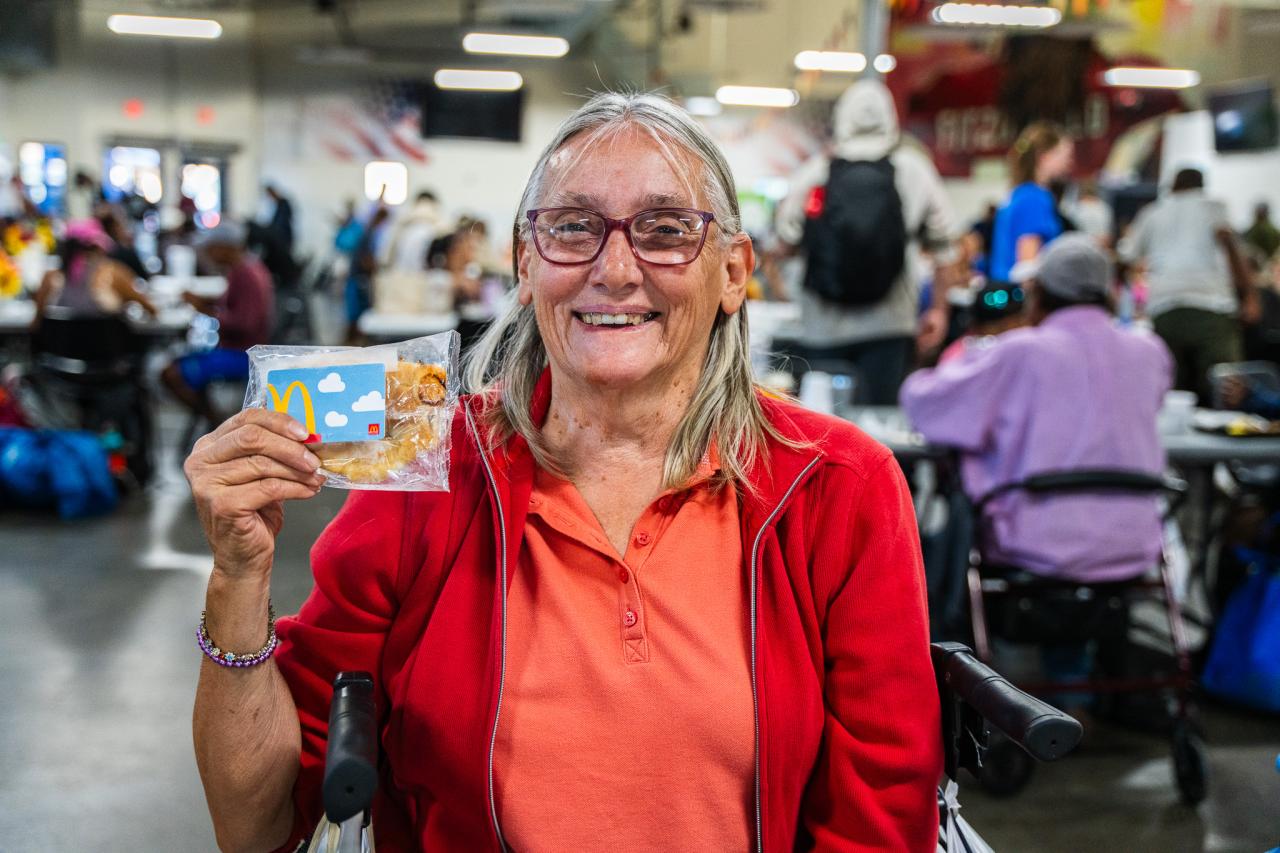 Guest and gift card 2